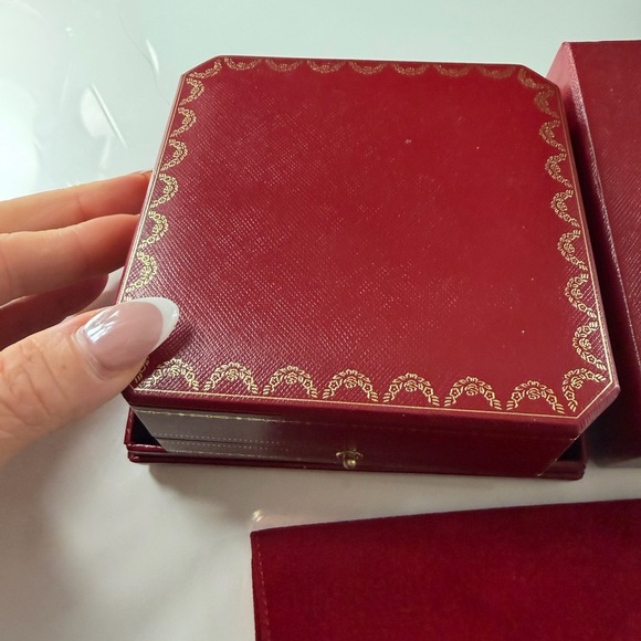 Authentic CARTIER  Pendant Jewelry  STORAGE DISPLAY CASE   RED box -  Plus Puch - Picture 4 of 6